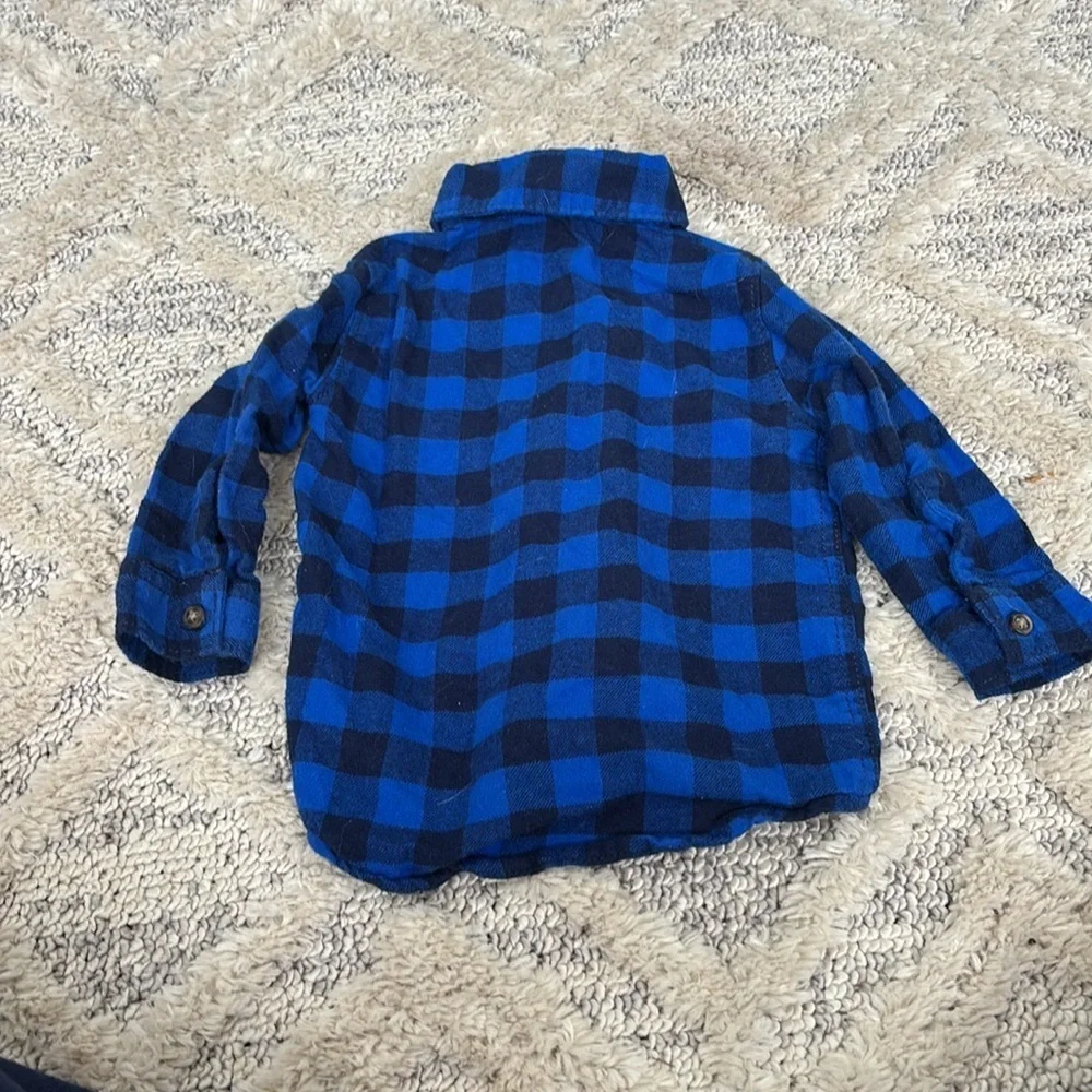 Carter’s 18 months polo button down collar shirt with front little pocket-